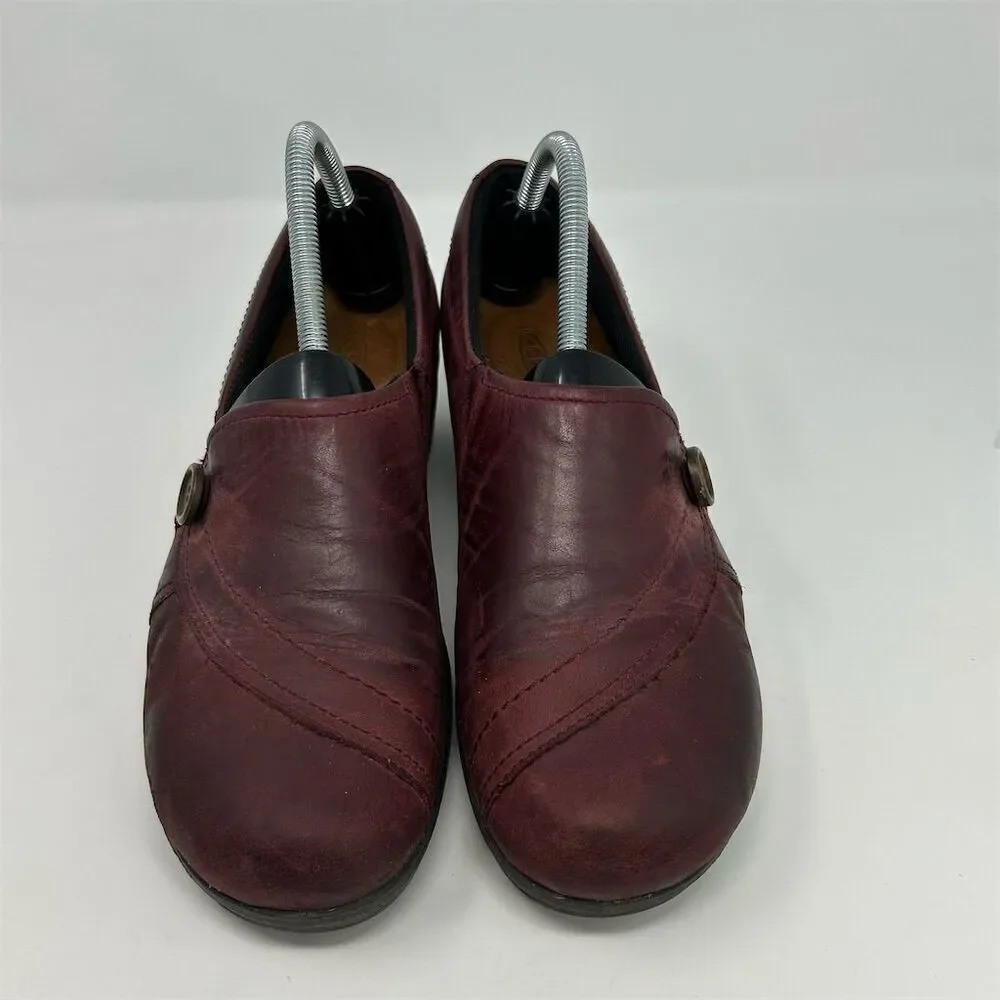 KEEN Women's Red Leather Slip-On Clog Loafers Size 10 Casual Comfort - Picture 5 of 15